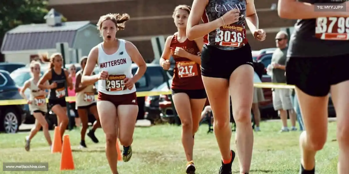 威客电竞🎾挥动球拍,让每一次击球都成为精彩的开场白!